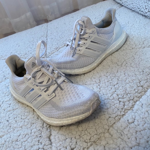 Adidas white ultraboost size 7.5 - Picture 7 of 8